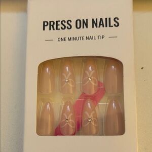 Pink Bow Rhinestone Nail Tips